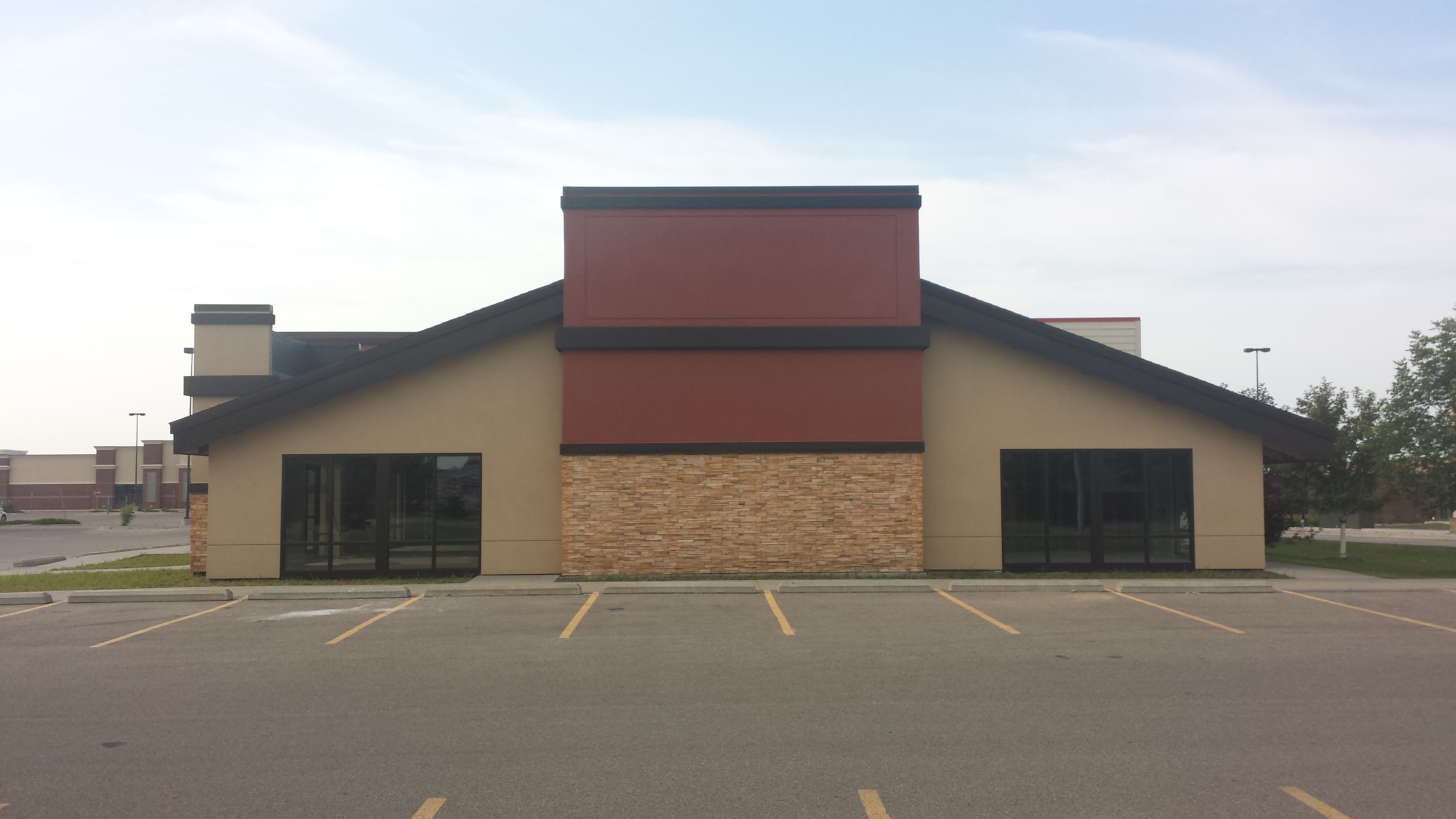Former restaurant space for lease | Dakota Commercial